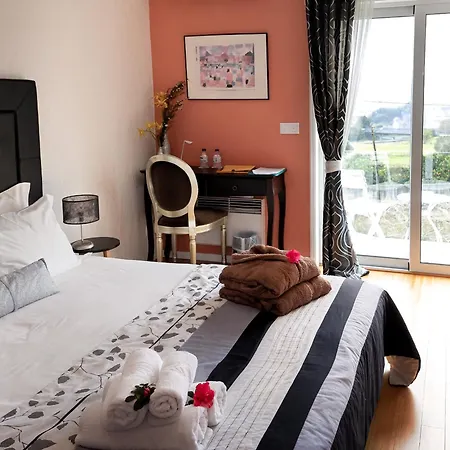 Vale Flores Bed & Breakfast