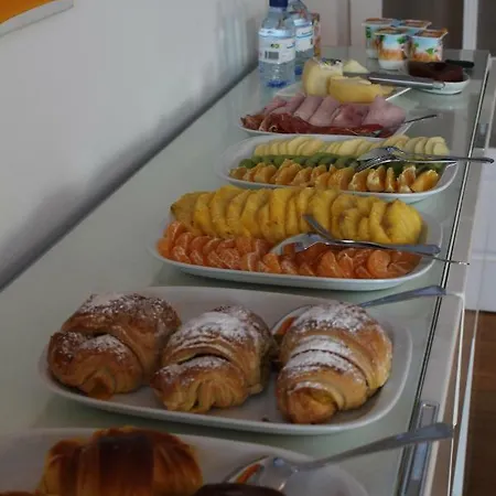 Oda ve Kahvaltı Vale Flores 4*