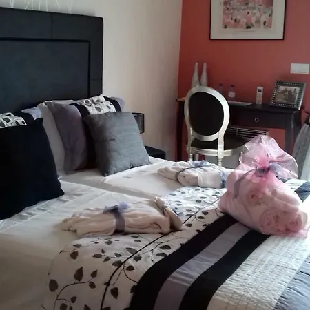 Vale Flores Bed & Breakfast *