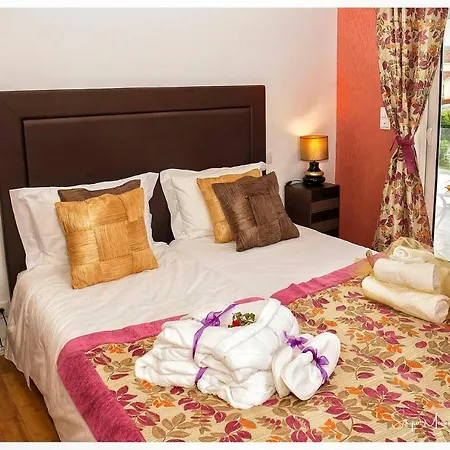 Bed & Breakfast Vale Flores *