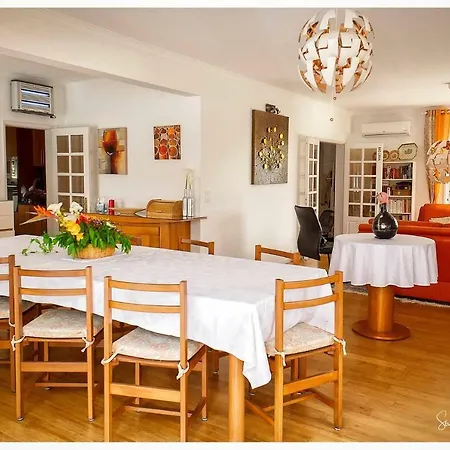 Vale Flores Bed & Breakfast *